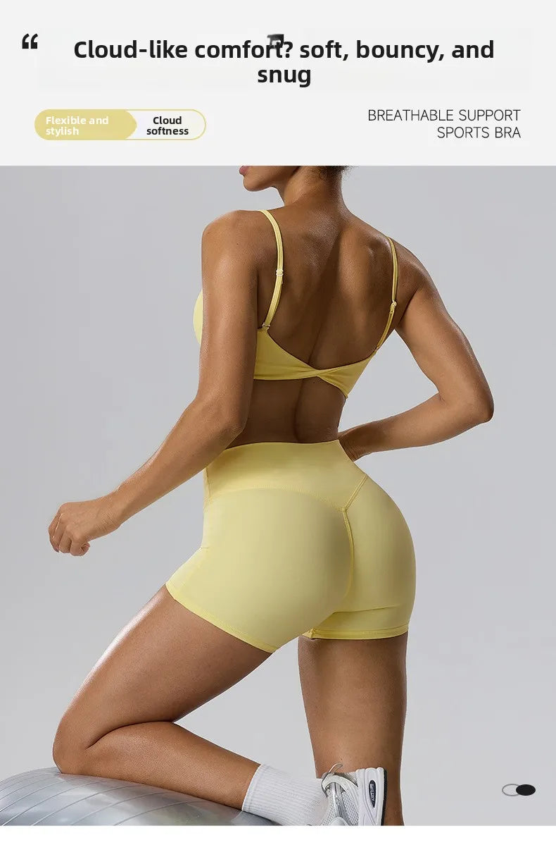 RAVGYM Set 3 en 1 — Sujetador Deportivo + Shorts + Leggings Peach Hip